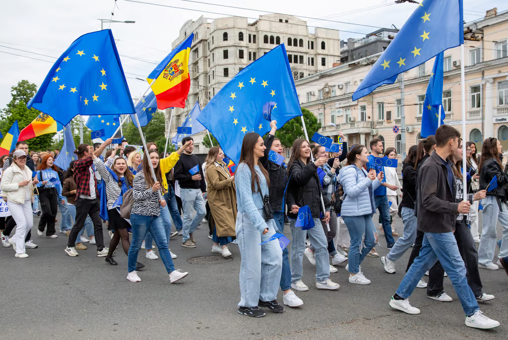 Молдова на роздоріжжі: ЦВК зареєструвала проросійський виборчий блок Додона для участі в парламентських виборах